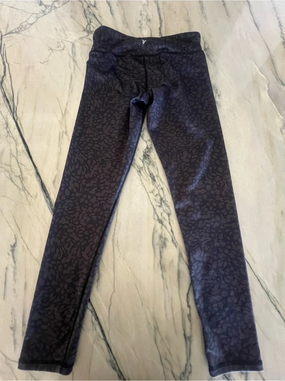 Old Navy Active Black Leopard-Print Leggings